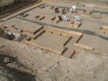 Interior forms for footings