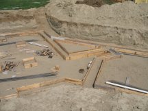 Interior forms for footings