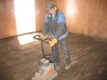 Compacting the floor