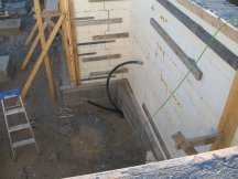 Geothermal loops in the basement