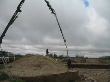 Setting up the concrete pump